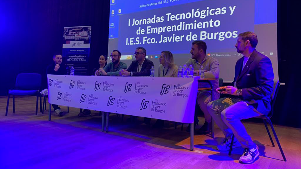 El IES Francisco Javier de Burgos impulsa el sector tecnológico en la FP en sus I Jornadas Tecnológicas y de Emprendimiento